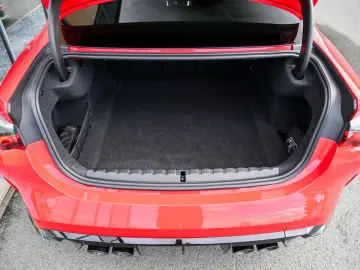 M4 Competition xDrive M Race Track M Performance