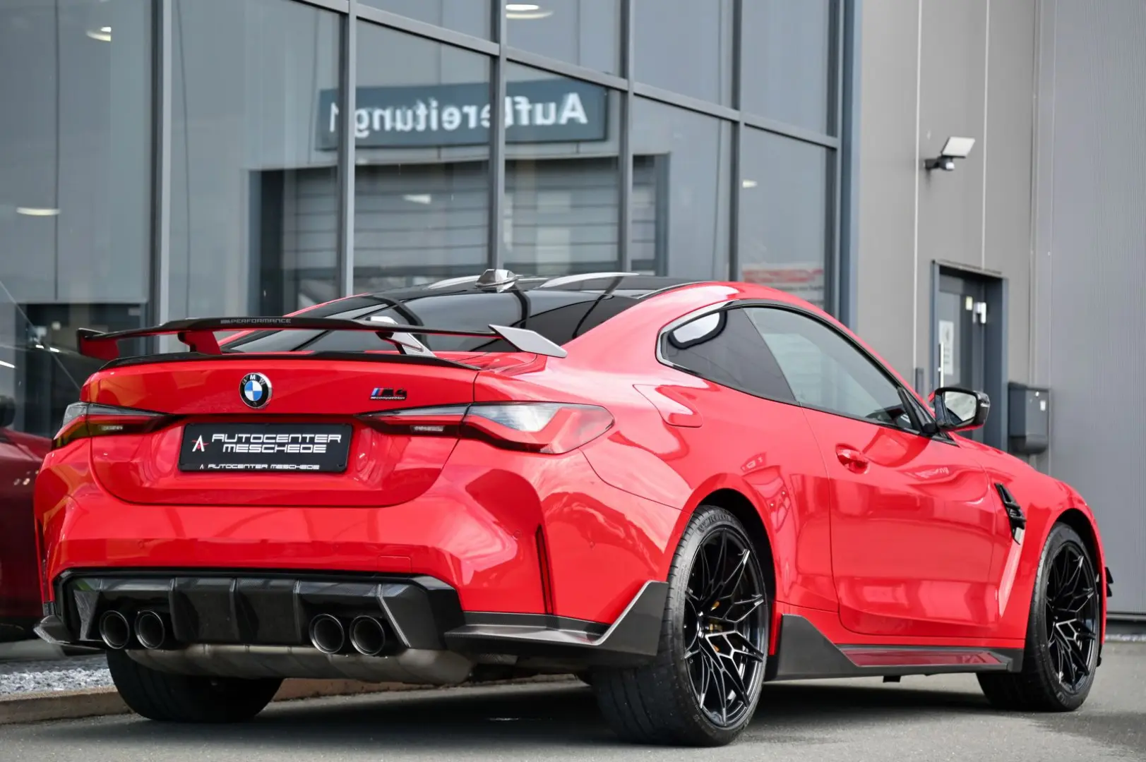 M4 Competition xDrive M Race Track M Performance