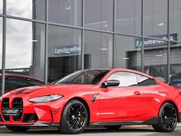 M4 Competition xDrive M Race Track M Performance