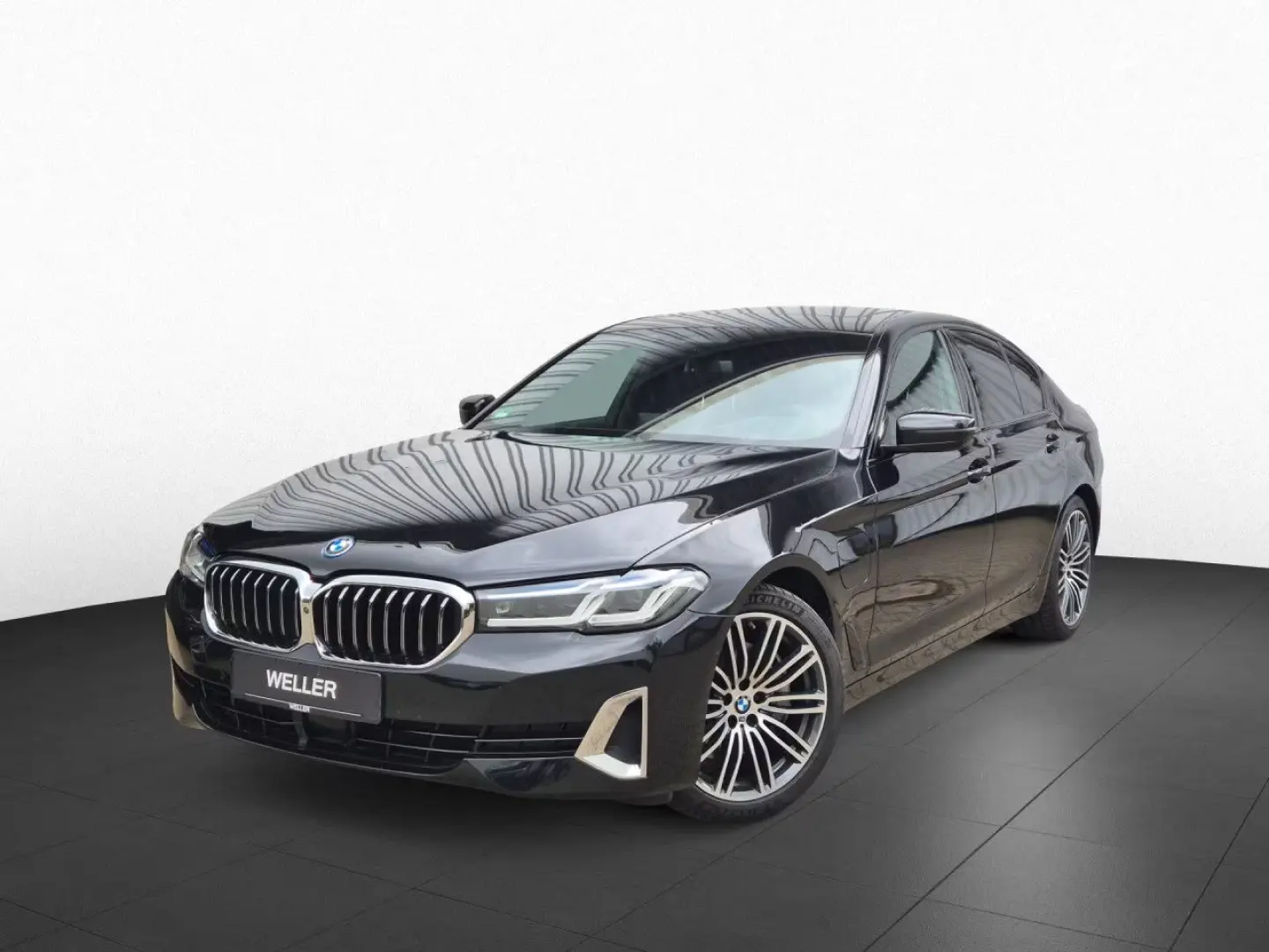 BMW 545e xDr Luxury/Massage/Ventilation/360/H&K/SoftClose