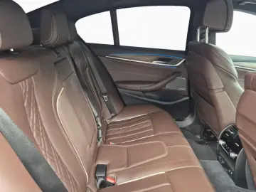 BMW 545e xDr Luxury/Massage/Ventilation/360/H&K/SoftClose