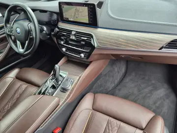 BMW 545e xDr Luxury/Massage/Ventilation/360/H&K/SoftClose