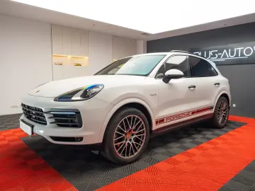 Porsche Cayenne E-Hybrid Garantie pana pe 2 aprilie 2028