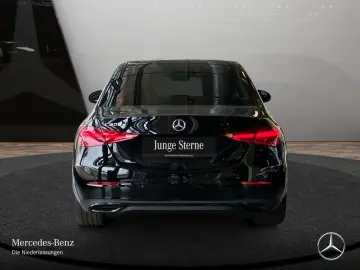 C 300 e Avantg/Night/LED/CarPlay/Kam/Navi Prem