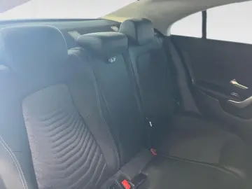 CLA 180 Progressive Line+MBUX+Navi-Prem.+LED+Kam