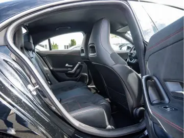 CLA 180 Coupé AMG Sport Advanced+ LED Navi Kamer