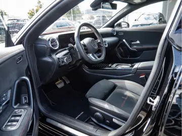 CLA 180 Coupé AMG Sport Advanced+ LED Navi Kamer