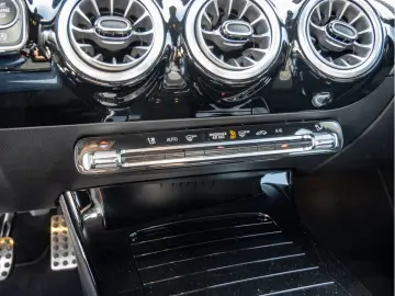 CLA 180 Coupé AMG Sport Advanced+ LED Navi Kamer
