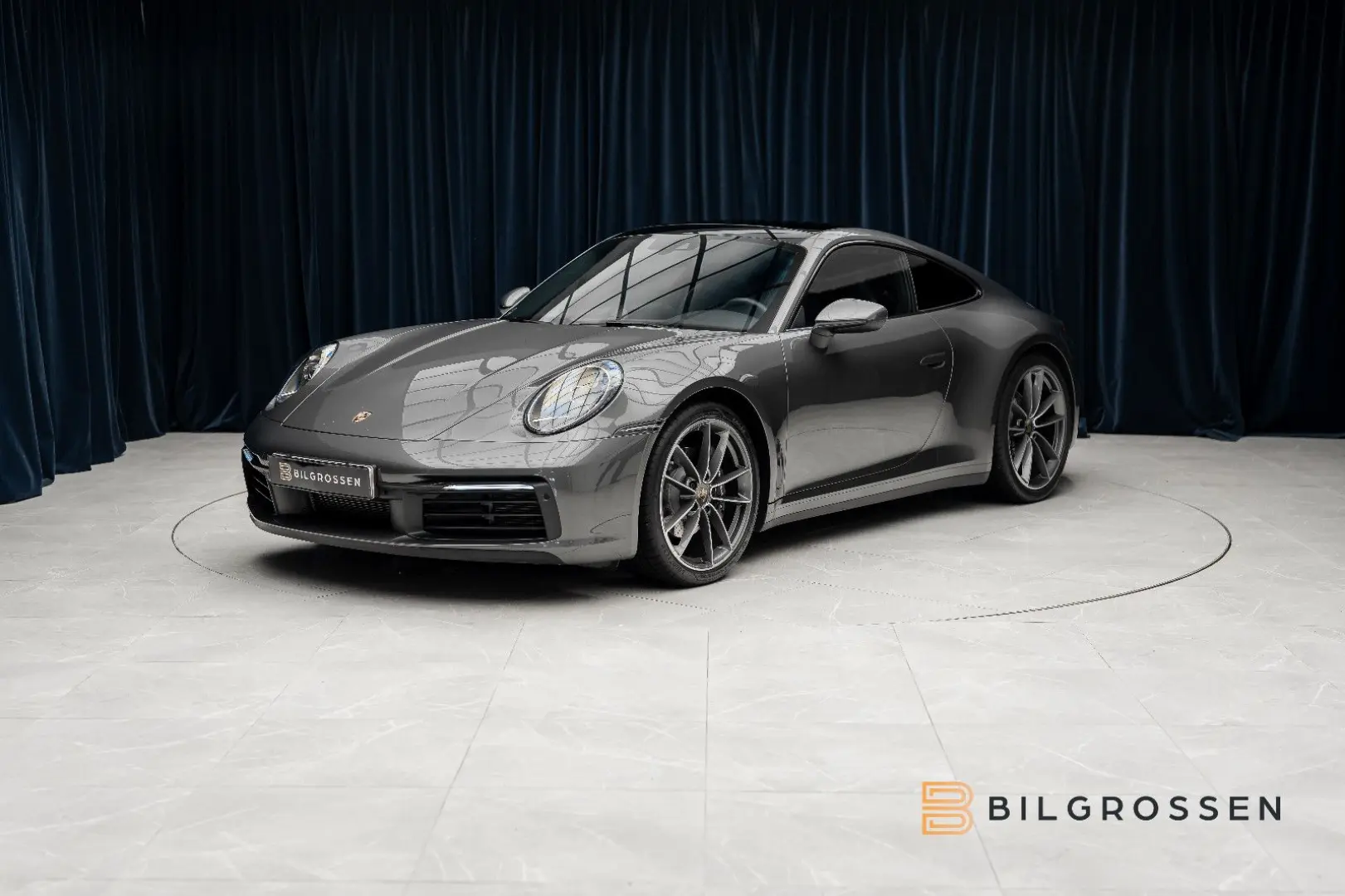 911 Carrera 4
