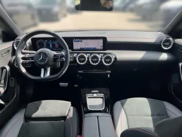CLA 200 Coupé AMG-Adv+*KeyGo*RKam*Ambi*CarPlay