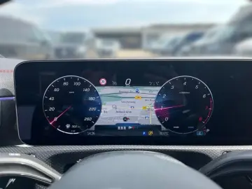 CLA 200 Coupé AMG-Adv+*KeyGo*RKam*Ambi*CarPlay