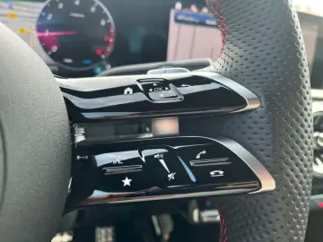 CLA 200 Coupé AMG-Adv+*KeyGo*RKam*Ambi*CarPlay