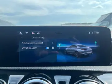 CLA 200 Coupé AMG-Adv+*KeyGo*RKam*Ambi*CarPlay