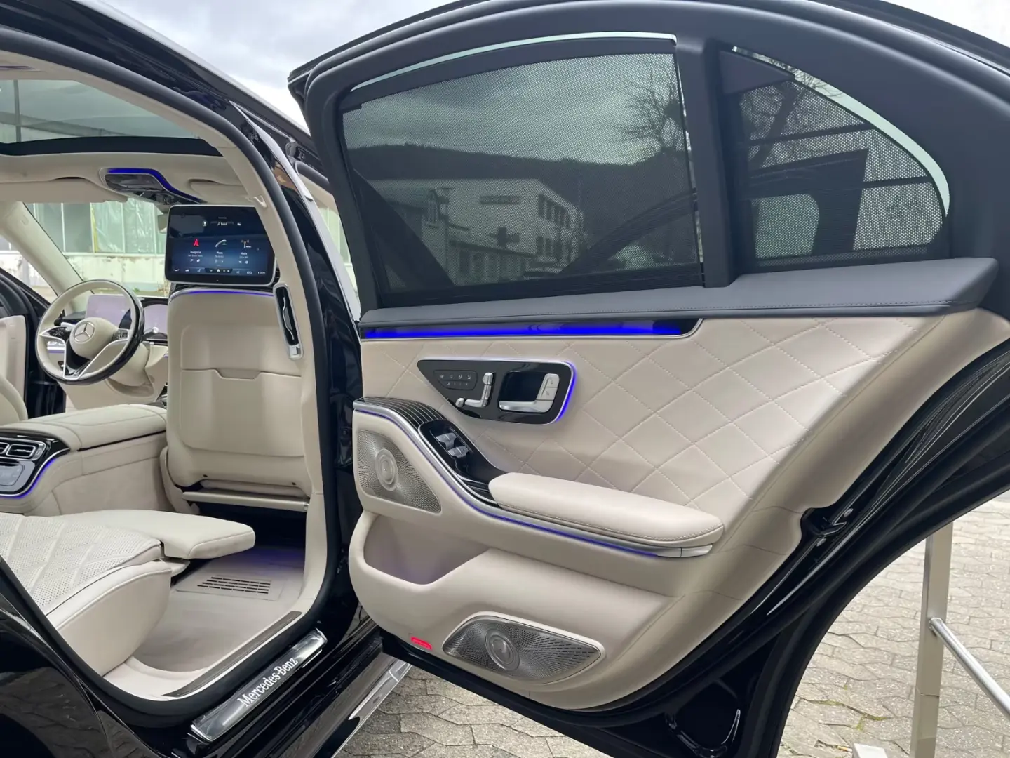 Mercedes-Benz S 580 L AMG|BEIGE|5-SITZE|4D