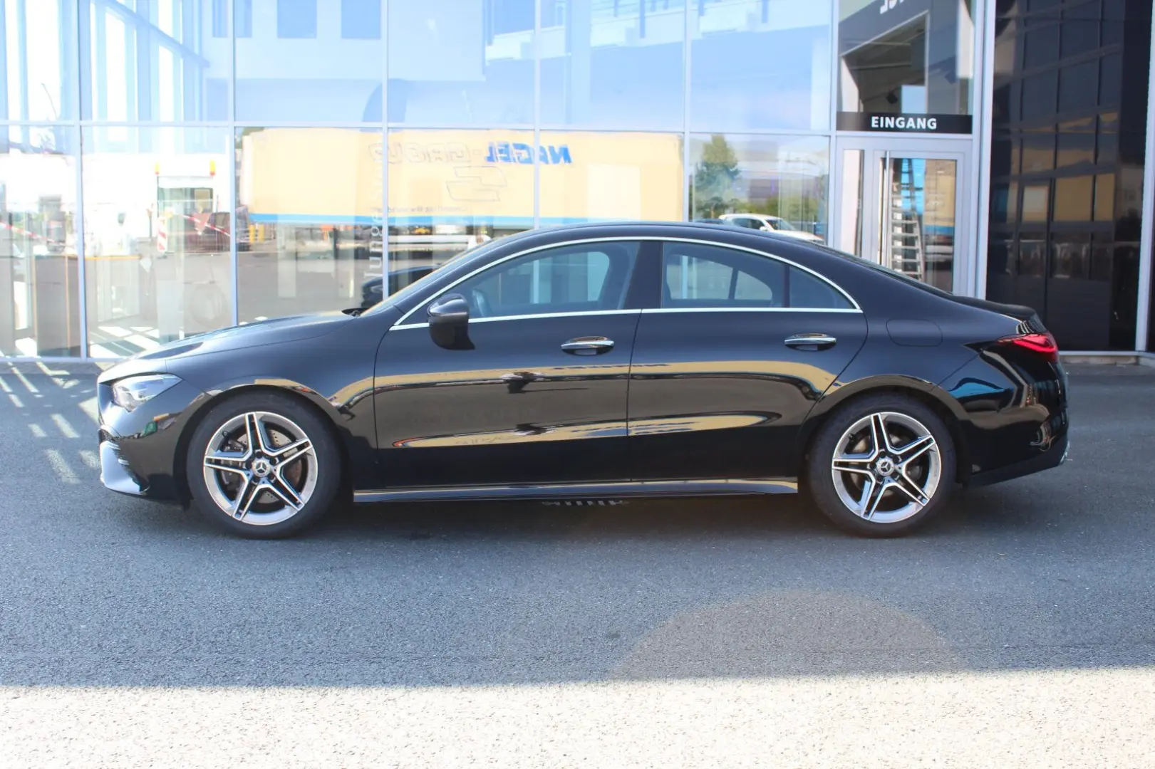 CLA 200 Coupé AMG NAVI+LED+KAMERA+SITZH.+DAB+PDC