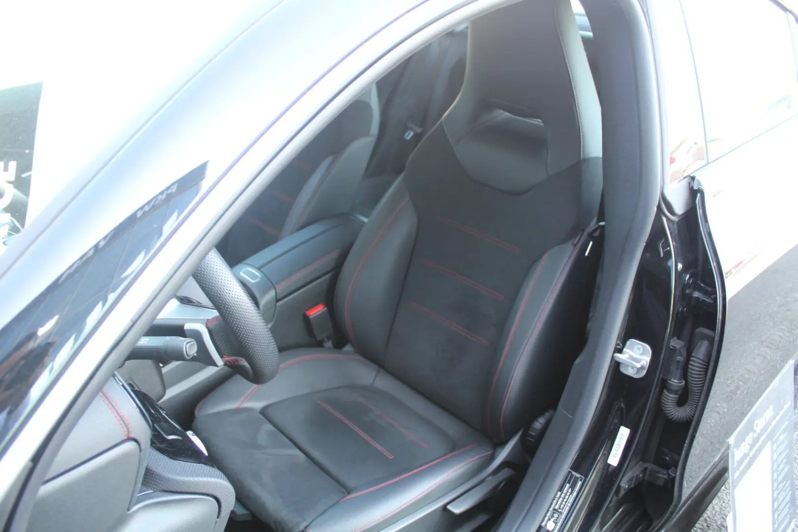 CLA 200 Coupé AMG NAVI+LED+KAMERA+SITZH.+DAB+PDC