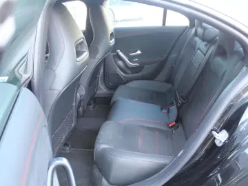CLA 200 Coupé AMG NAVI+LED+KAMERA+SITZH.+DAB+PDC