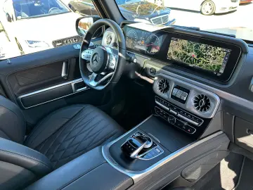 G500 V8 Final Edition Green Magno Fond-TV Standh