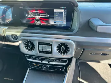 G500 V8 Final Edition Green Magno Fond-TV Standh