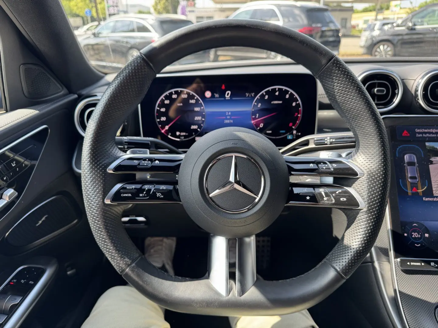 C 180 AMG-LINE-ADVANC-PLUS*NIGHT*LKHZ*MEMORY*LED