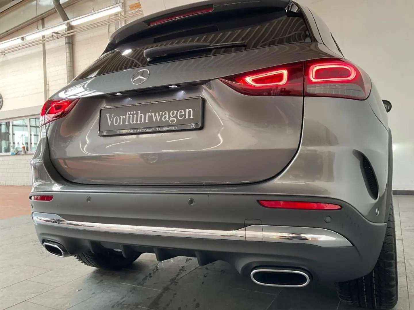GLA 200 AMG, Kamera, CarPlay, Totwinkel, LED