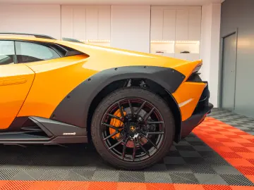 Lamborghini Huracan Sterrato