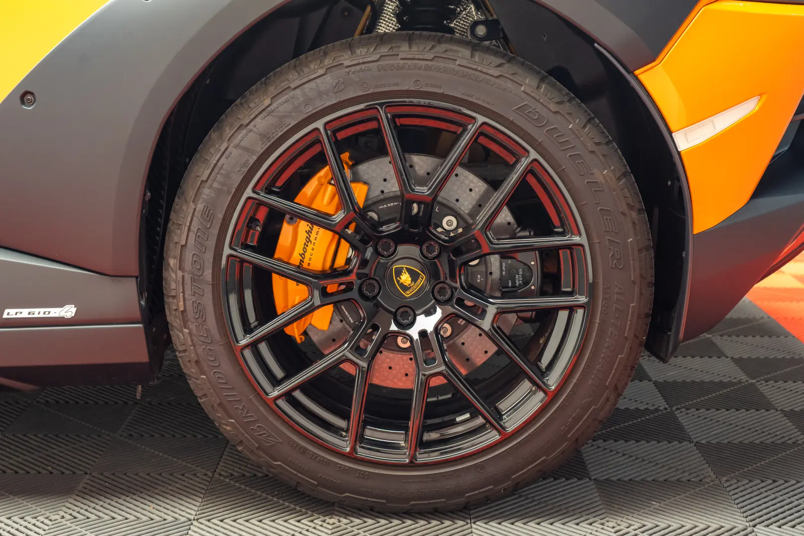 Lamborghini Huracan Sterrato