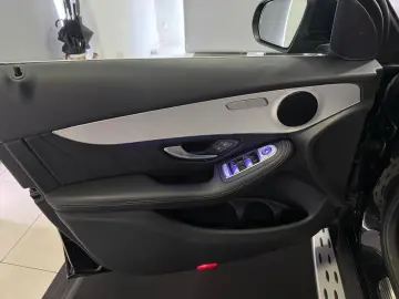 GLC 300 de 4M *AMG-INT.*PANO*DIGITAL T*AMBI*KAM*