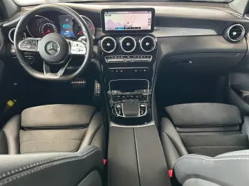 GLC 300 de 4M AMG/Night/Multibeam/Distronic/Kame
