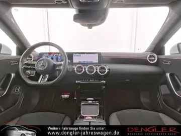 CLA 180 MBUX*LED*KEYLESS*KAMERA AMG Line Advance