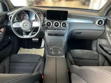 GLC 300 de 4MATIC AMG Line Interieur, Offroad
