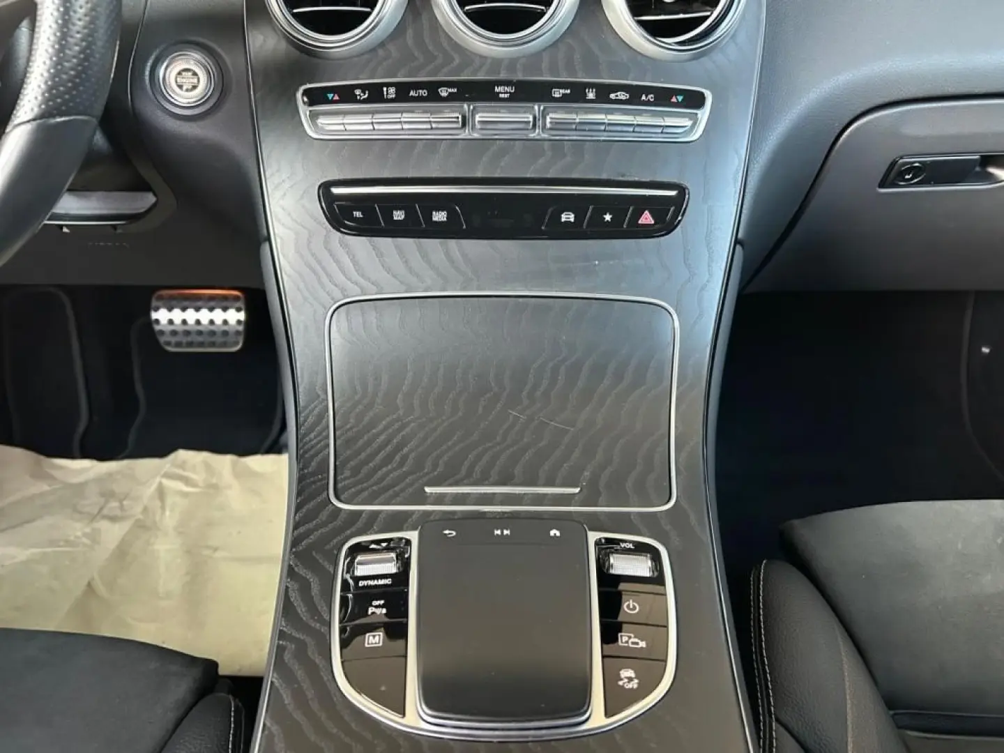GLC 300 de 4MATIC AMG Line Interieur, Offroad