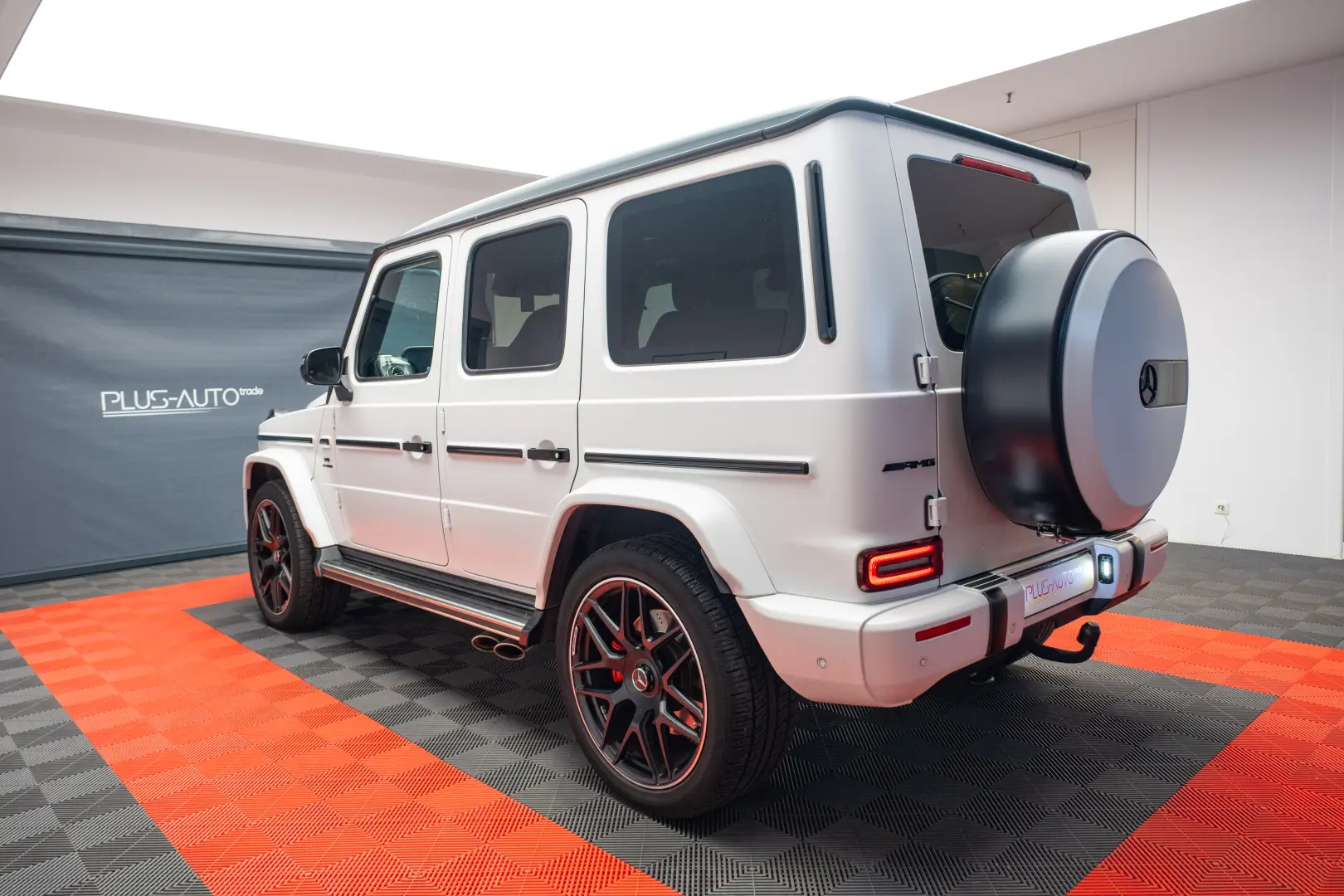 Mercedes Benz G63 AMG