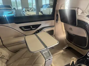 Mercedes-Benz S 580 Maybach MY 2025 + E-Active Body