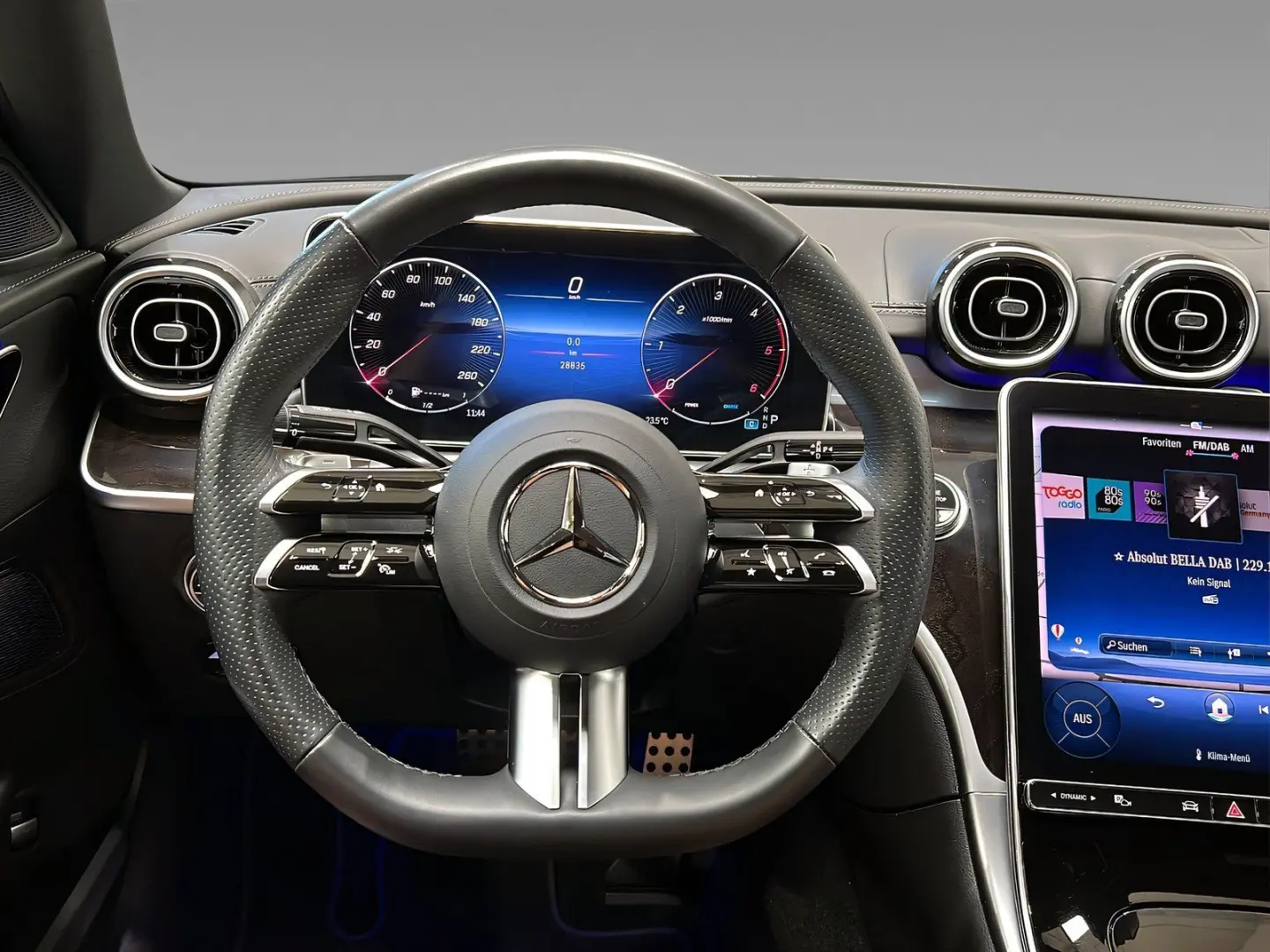 C 200 d AMG+MBUX+LED+NIGHT+Kamera+Ambi+LrHz+DAB
