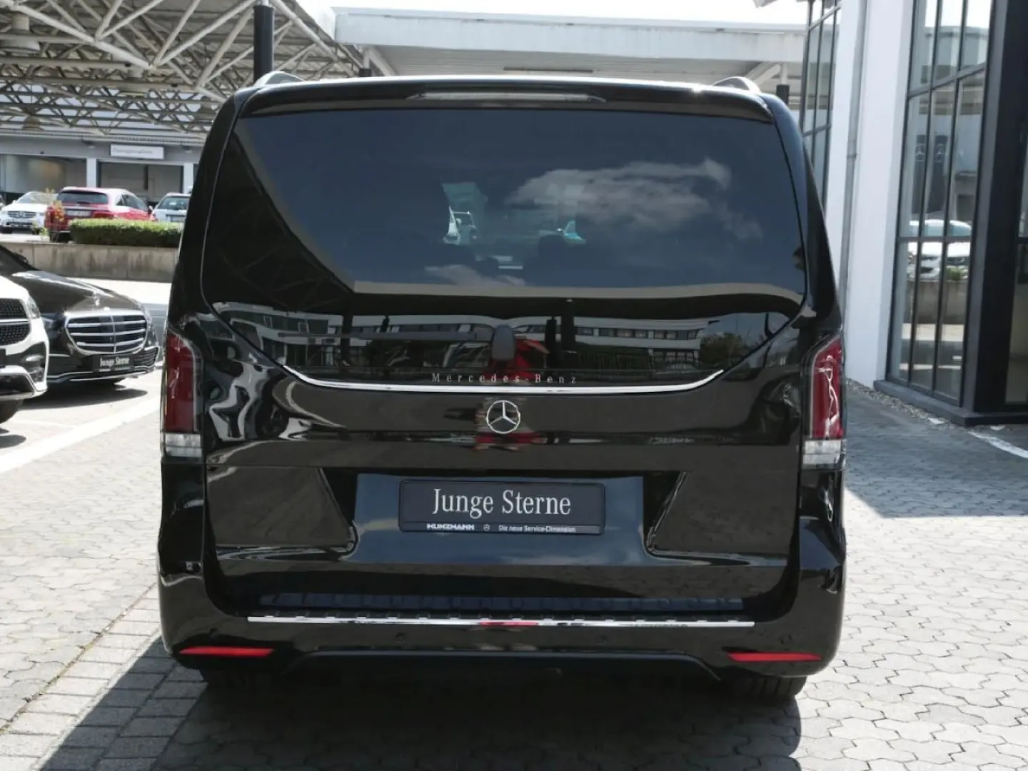 Mercedes-Benz V 250 d 4M AVANTGARDE Lang AMG Distronic