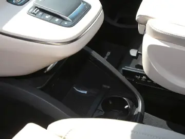 Mercedes-Benz V 250 d 4M AVANTGARDE Lang AMG Distronic