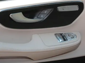 Mercedes-Benz V 250 d 4M AVANTGARDE Lang AMG Distronic