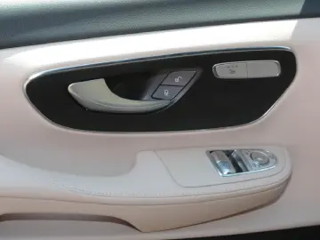 Mercedes-Benz V 250 d 4M AVANTGARDE Lang AMG Distronic