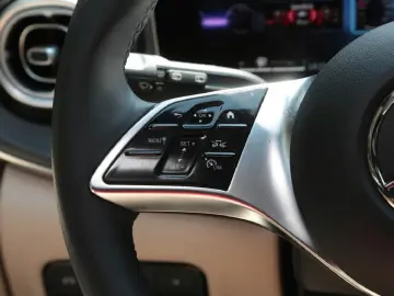 Mercedes-Benz V 250 d 4M AVANTGARDE Lang AMG Distronic