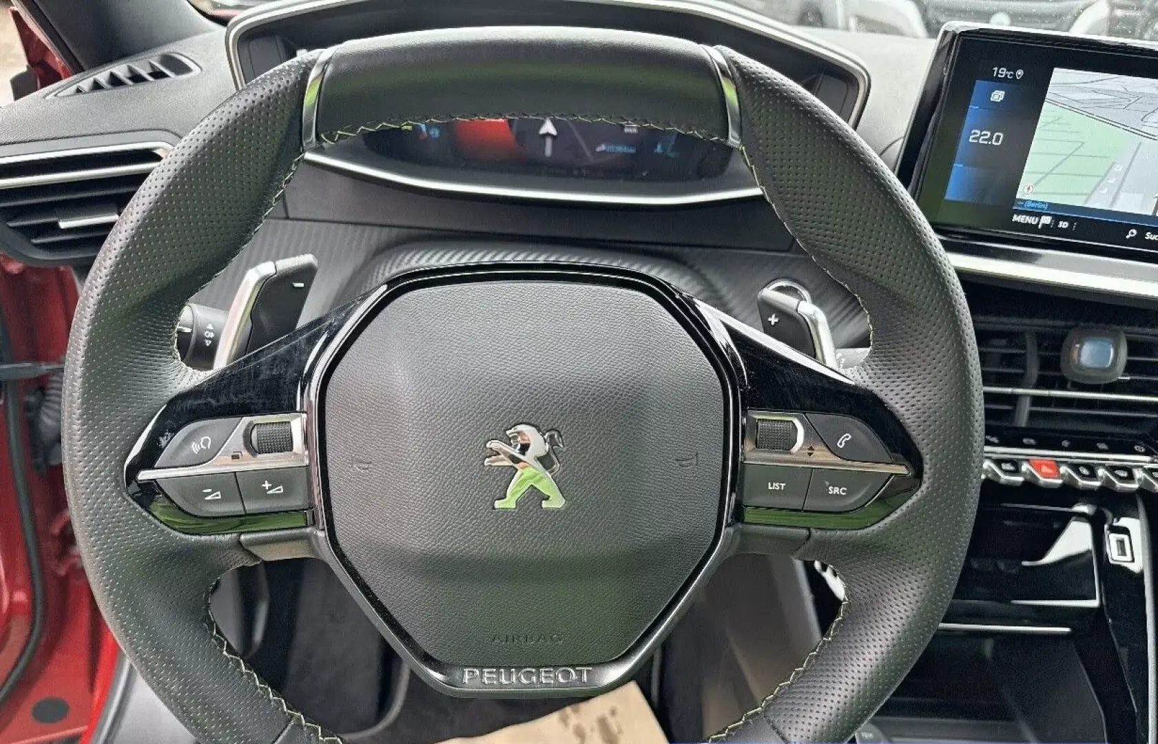 Peugeot 2008 GT PureTech 130 EAT8