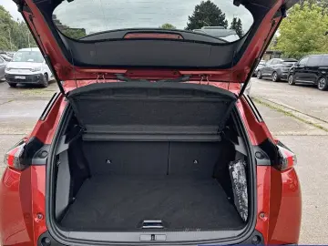 Peugeot 2008 GT PureTech 130 EAT8