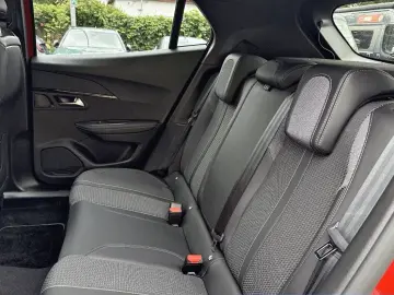 Peugeot 2008 GT PureTech 130 EAT8