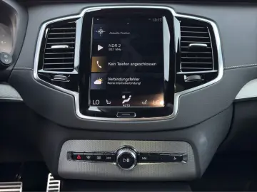 XC90 B5 R-Design AWD/Navi/LED/AHK/Pano/20Zoll