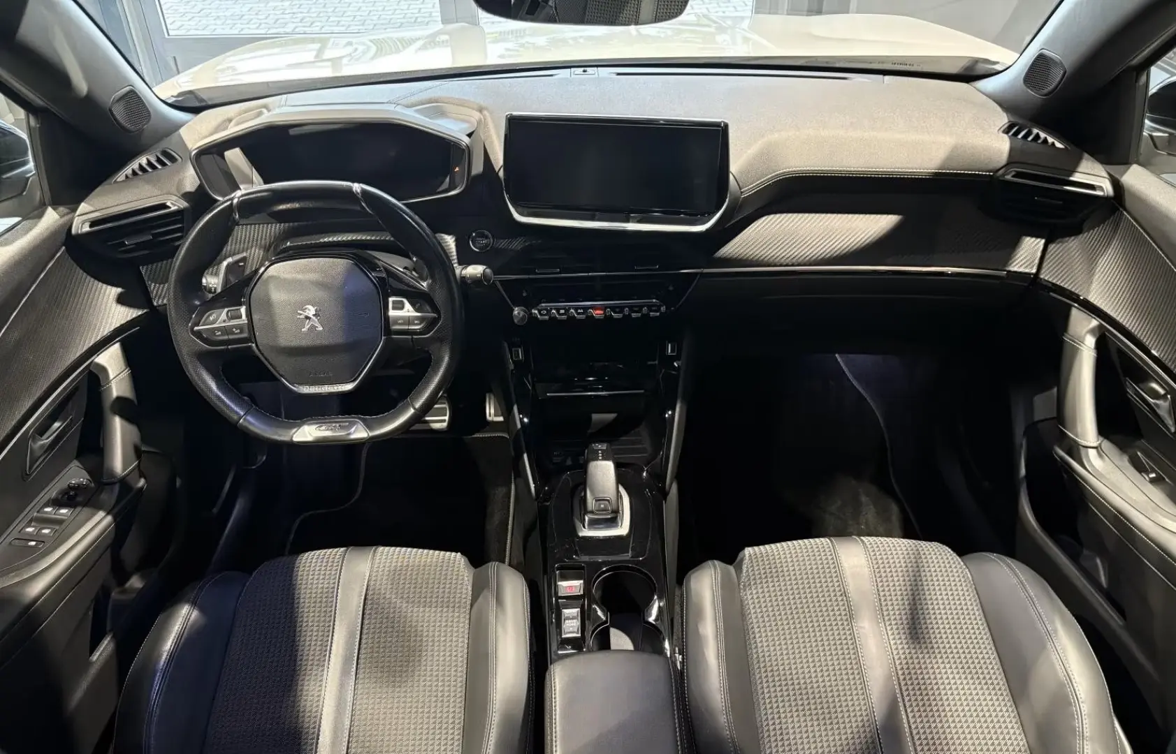 2008 GT PureTech 130 EAT8 *NAV*SHZ*CAM*LED*PDC*A
