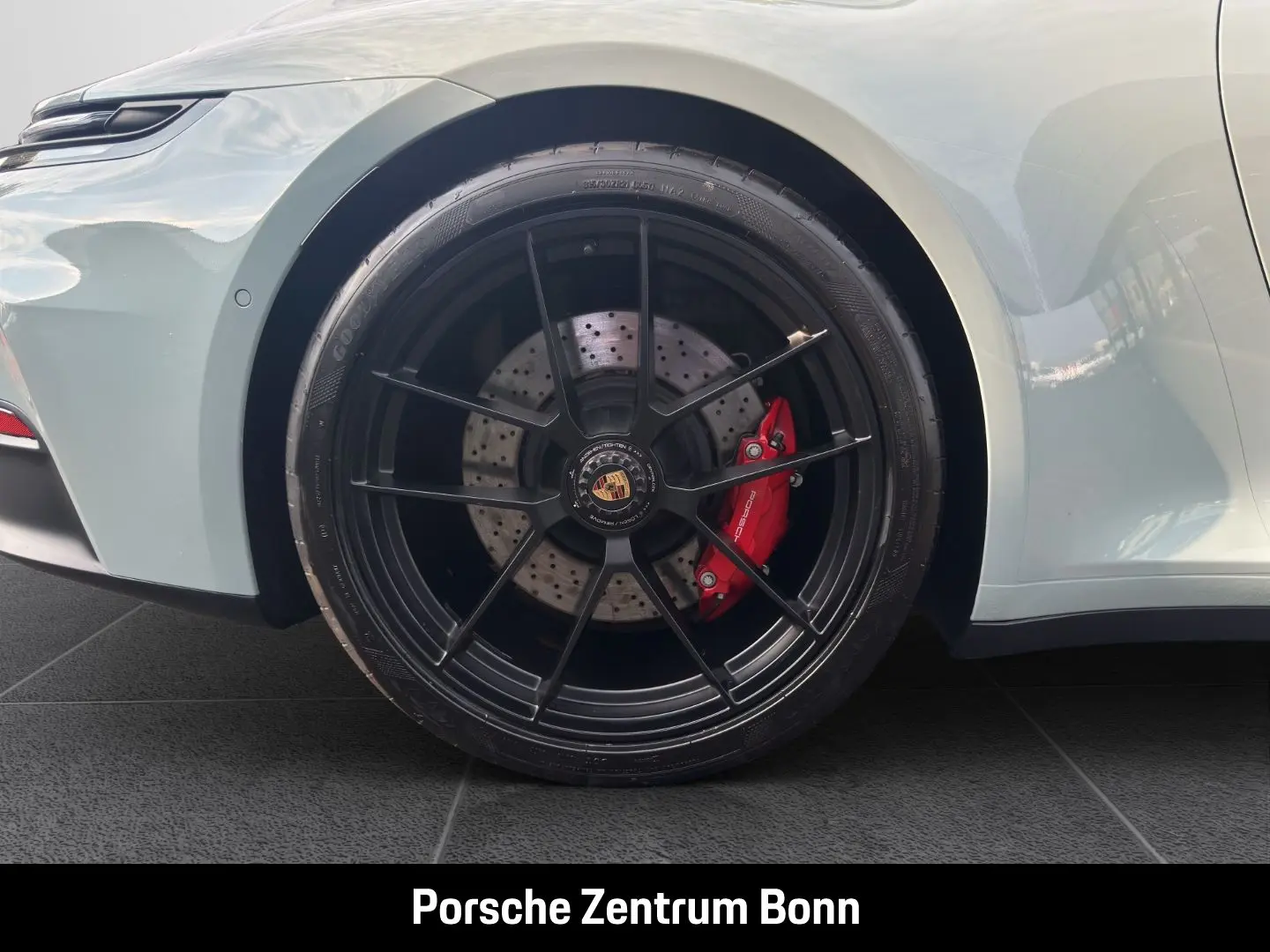 992 911 Carrera 4 GTS Liftsystem Vorderachse BOS
