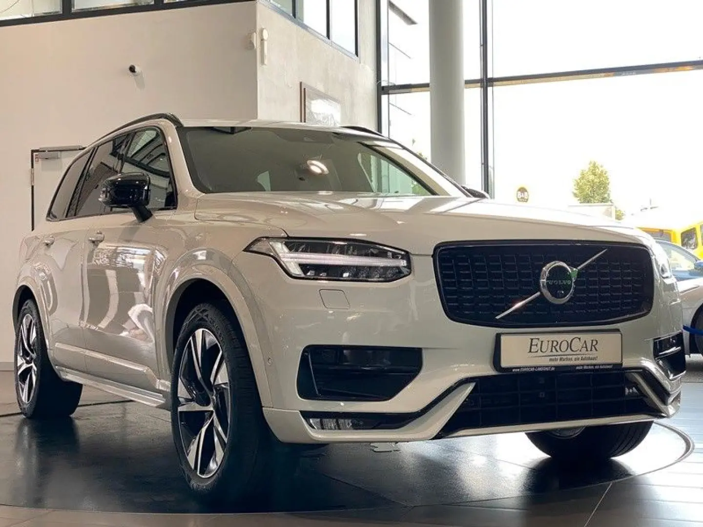 XC90 AWD R-Design KiSi Luftf Sthz H&K ACC AHK 7S