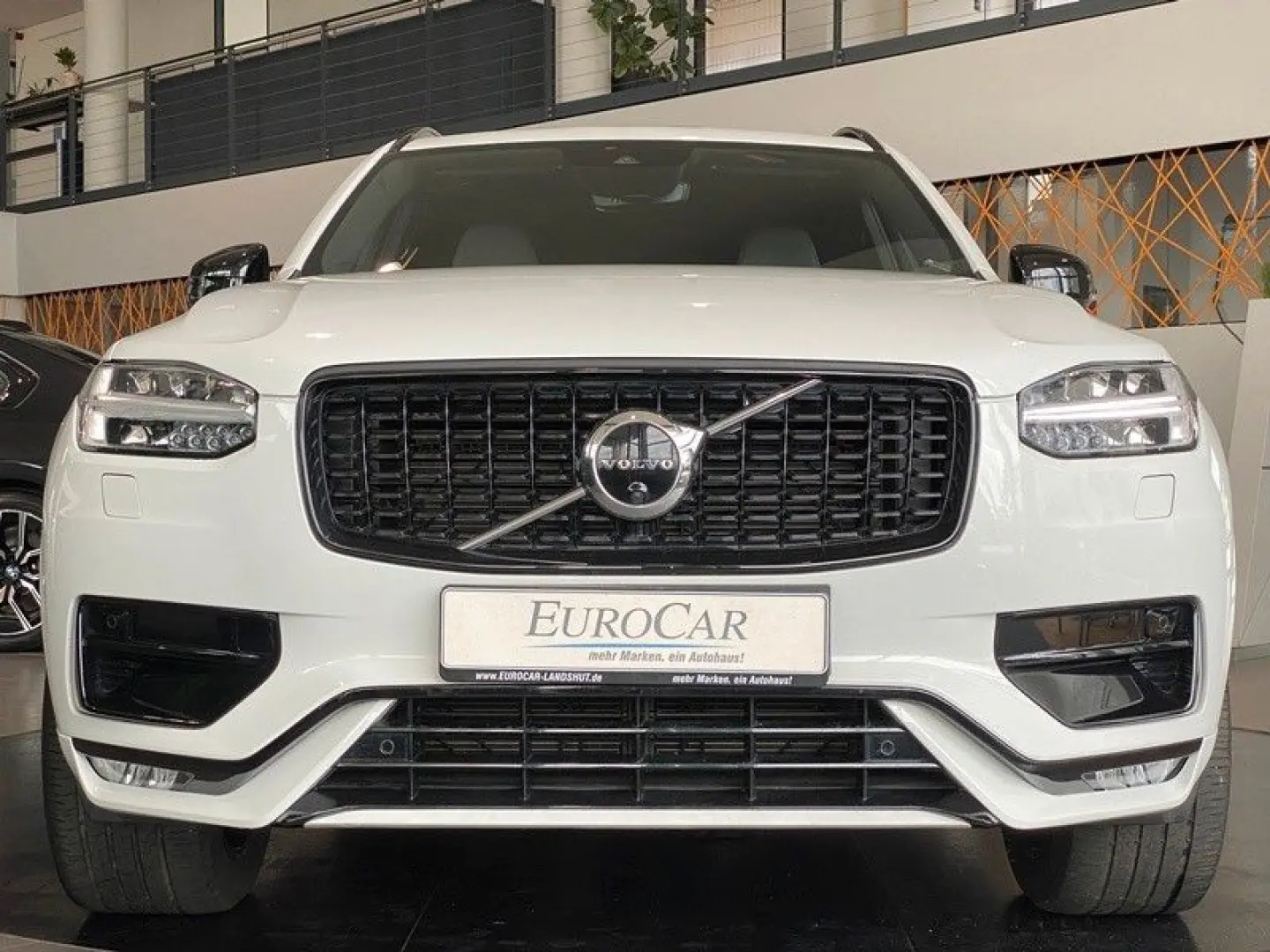 XC90 AWD R-Design KiSi Luftf Sthz H&K ACC AHK 7S