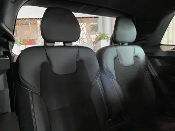 XC90 AWD R-Design KiSi Luftf Sthz H&K ACC AHK 7S