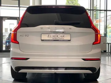 XC90 AWD R-Design KiSi Luftf Sthz H&K ACC AHK 7S
